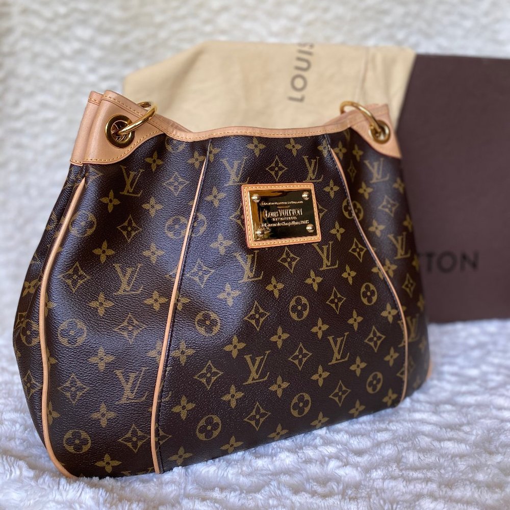 Louis Vuitton Galliera PM Bag (W/ dust bag + box)